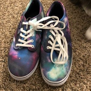 Galaxy size 8 vans